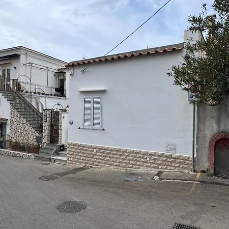 Sweet Home, Apartman *