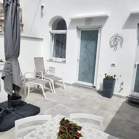 Sweet Home, * Anacapri (Isola di Capri)